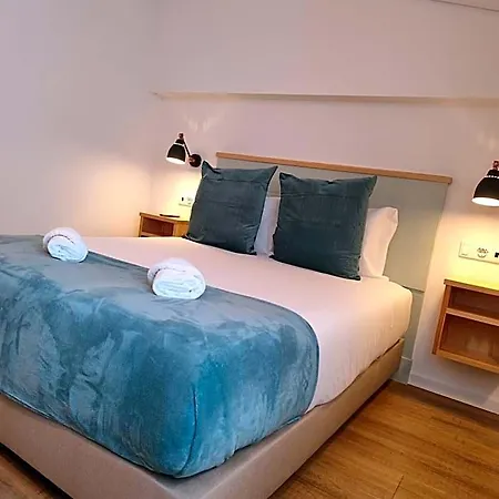 Hotell Bacalhoeiros 125 2*
