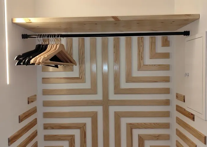 Bacalhoeiros 125 Hotel 2*