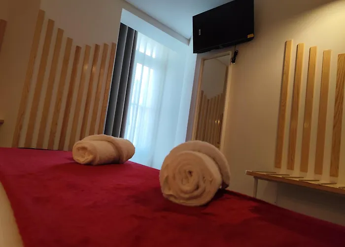 Bacalhoeiros 125 Hotel 2*