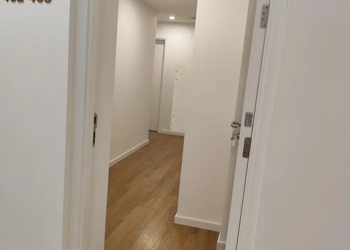 Hotel Bacalhoeiros 125 2*